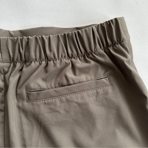 Garnet Hill Recycled Commuter Trousers Athleisure Pants in Dark Olive M - Picture 6 of 8